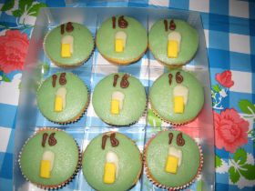 cupcakes met glas bier.jpg